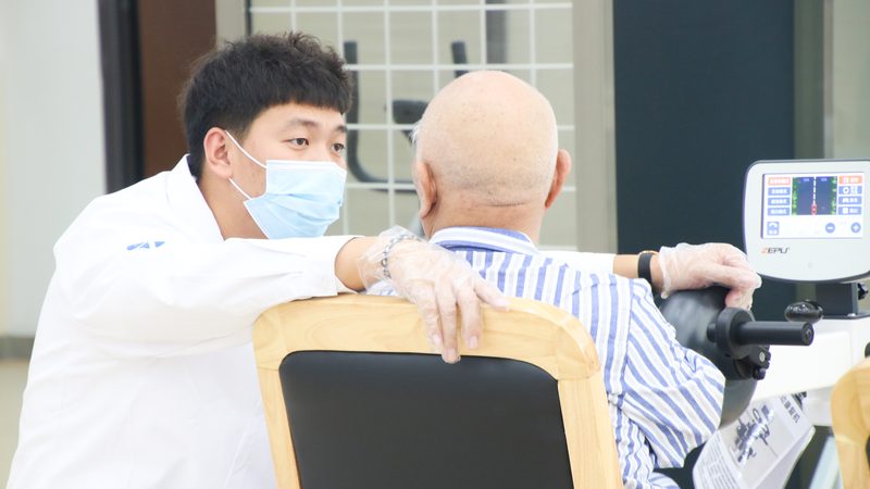 瘫痪病人护理费用构成解析